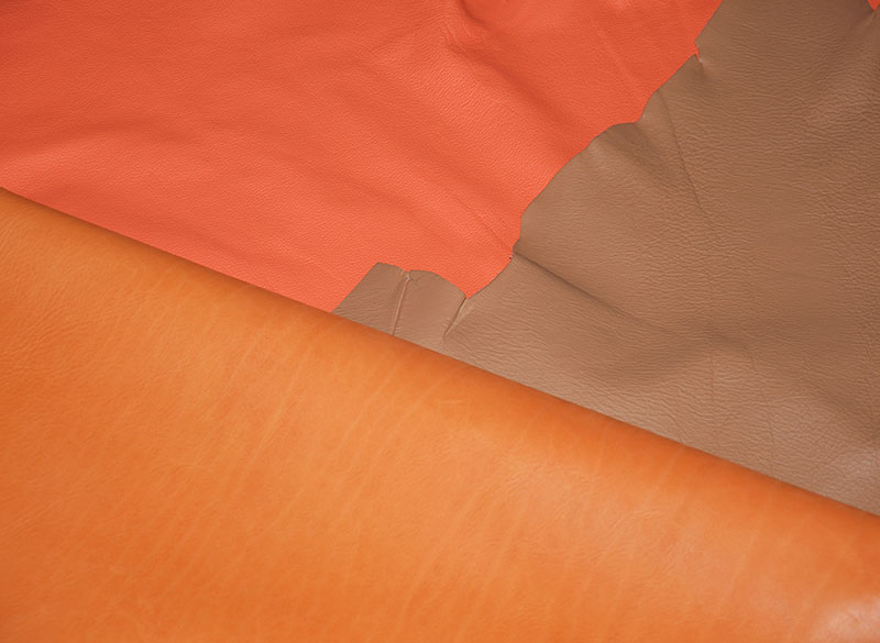 Taschen Individualisieren, Lederfarbe wünschen. Initialen einprägen.