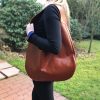 Hobo Bag aus Leder braun cognac genäht. Trägertasche große Ledetasche Beuteltasche mit Innenfach handgefertigt in Deutschland