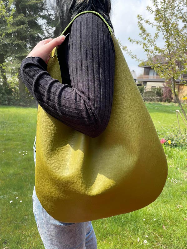 Hobo Bag Leder grüne avocado-grüne Ledertasche mit Narbung. Große minimalistische Tasche Beutel. Henkeltasche für Damen. Fair Handgefertigte Ledertasche.