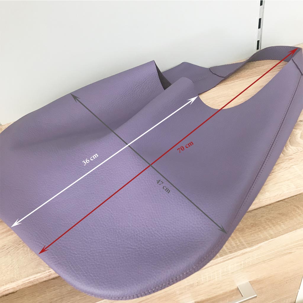 Schultertasche lila flieder Leder Hobo Bag violett. Große Ledertasche mit Henkel und Innenfach. Handgefertigt in Deutschland.